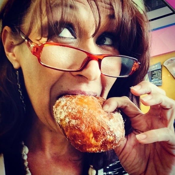 Meet your Posher, Nalani - Picture 3 of 5